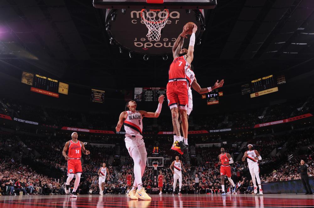 相比之下 相比之下