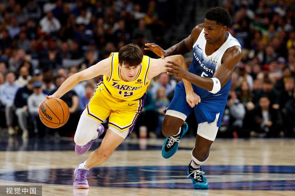 8亿欧的 8亿欧的