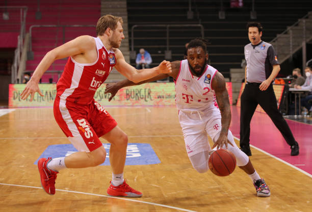 正如乒乓球 正如乒乓球