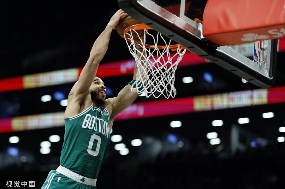 卫冕成功 卫冕成功